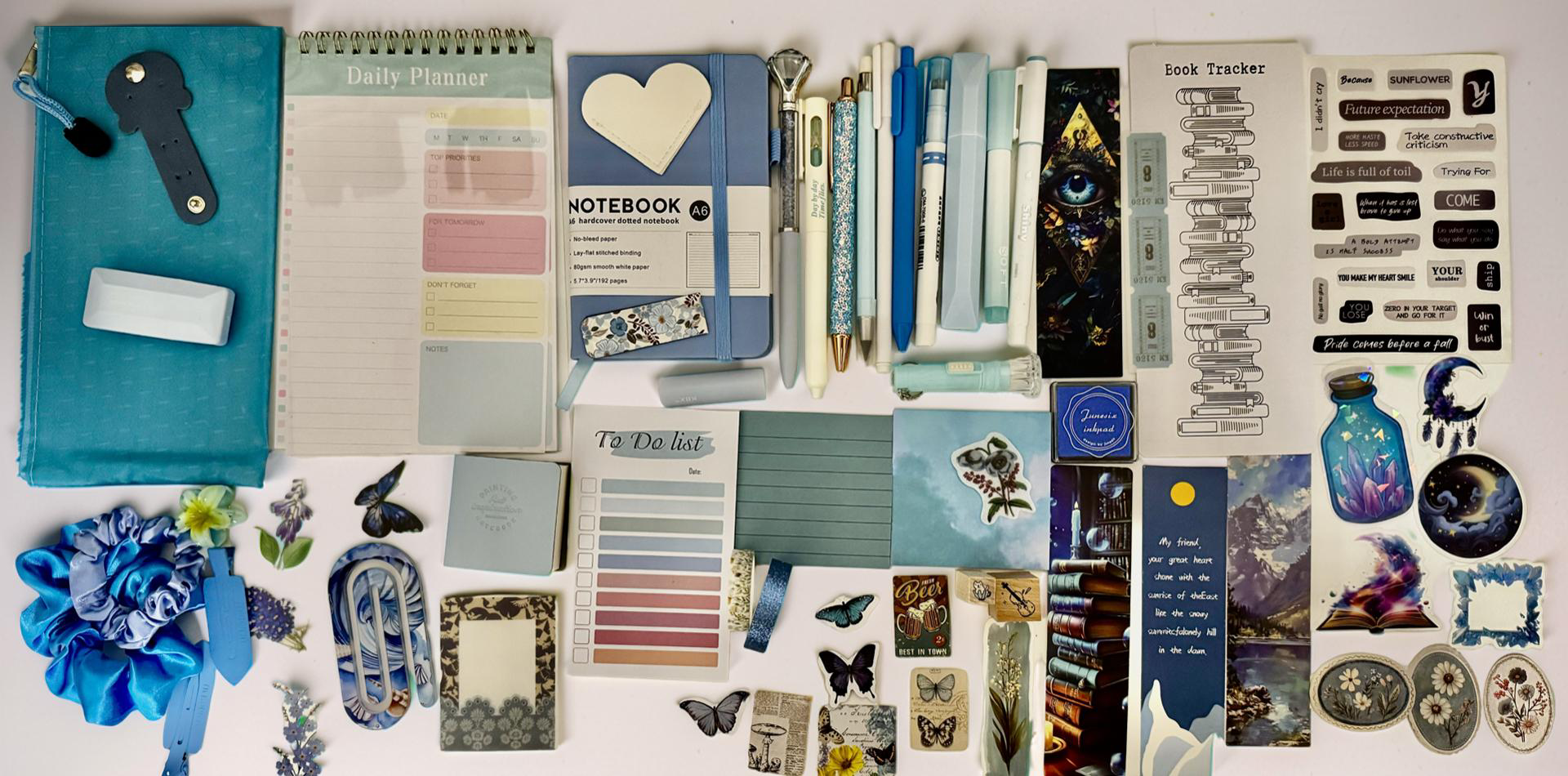 Mystery Box Cancelleria Aesthetic 💙 – Edizione Limitata